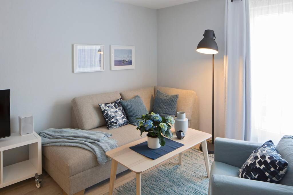 Exklusives Apartment Inklusive Netflix Und Parkplatz Karlsruhe Exterior foto
